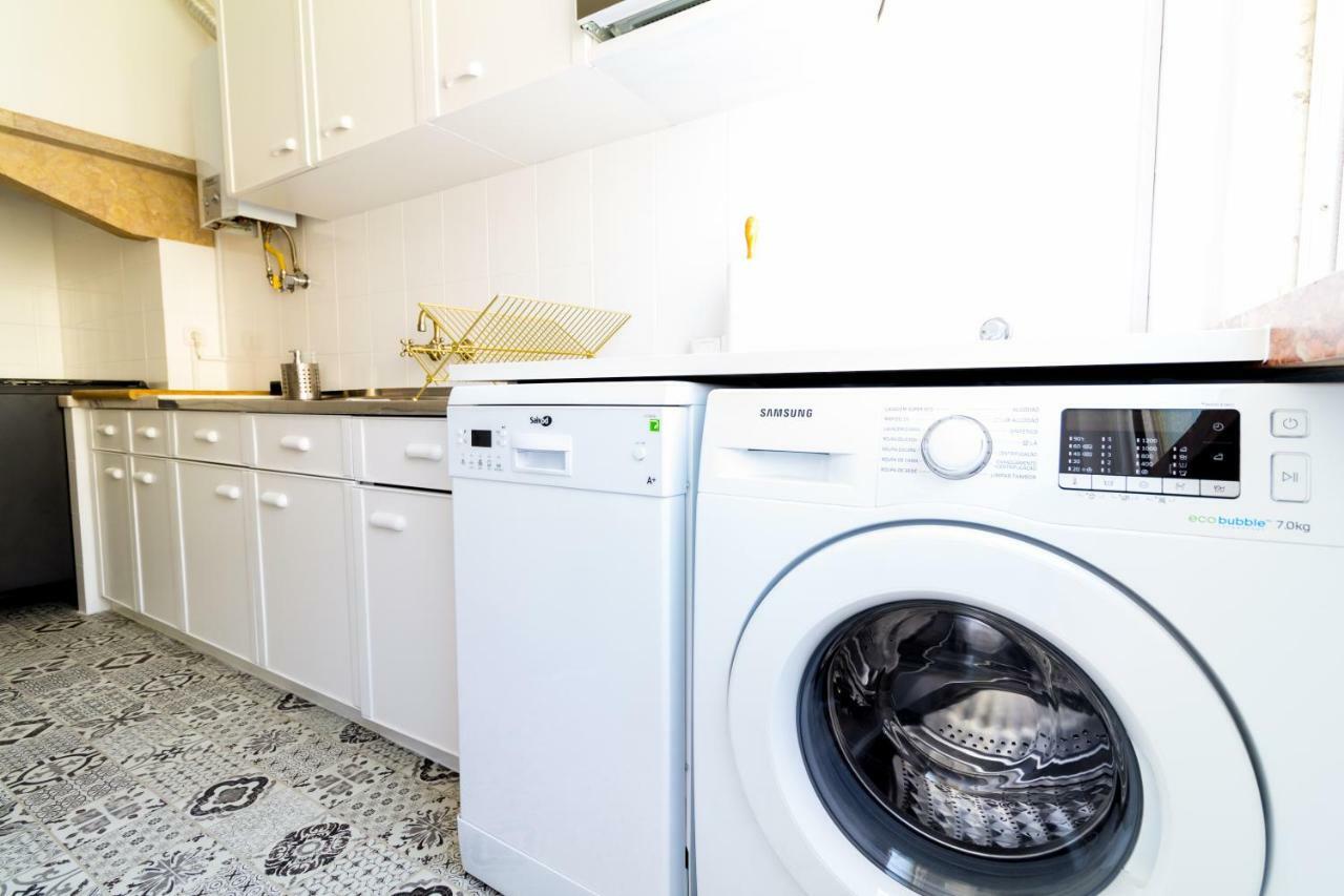 Avenidas Cozy Apartment リスボン エクステリア 写真